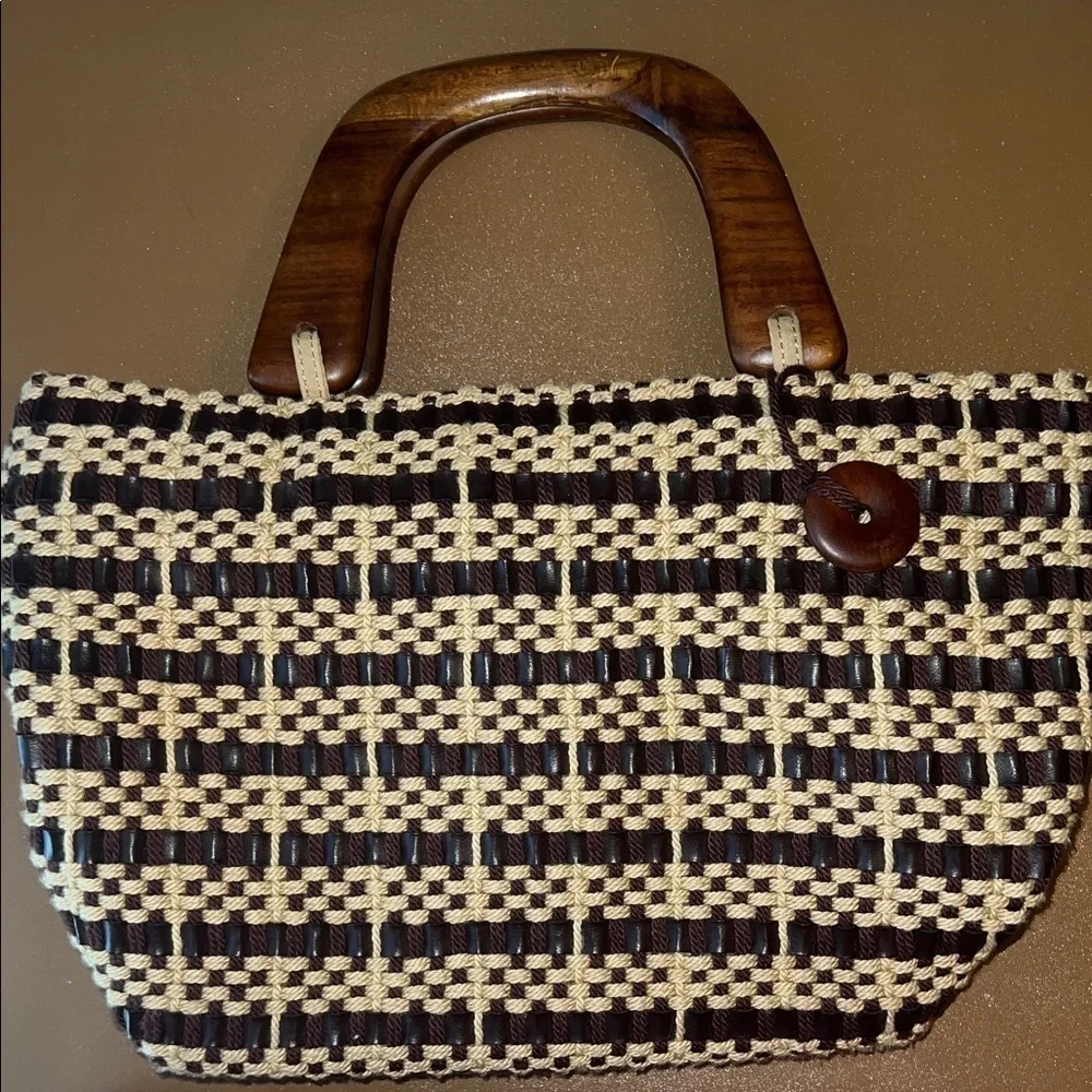 Vintage ‘The Sak’ Woven Handbag in Dark Brown and Tan with Wooden Handles